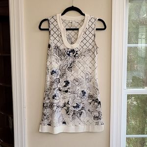 WHBM White Pattern Tunic Top, Great with Leggings